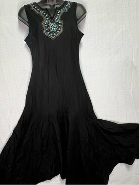 Metro Style Black Sleeveless Dress Beaded Embellished Neck Maxi NWT 6  Tribal